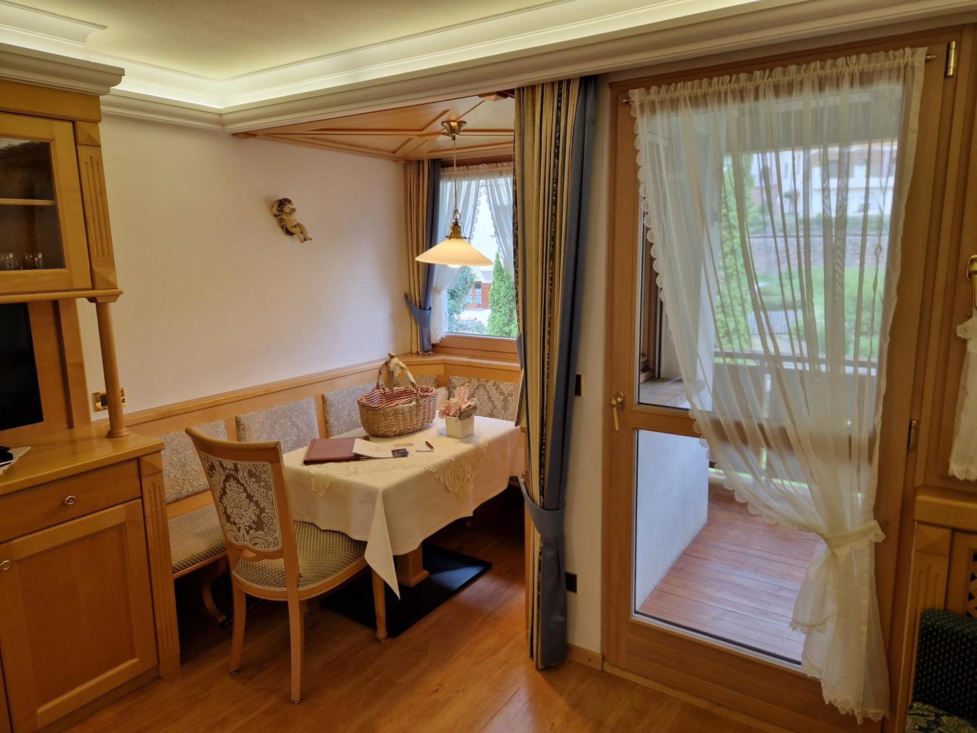 Residence Ciastel Ortisei Exterior photo